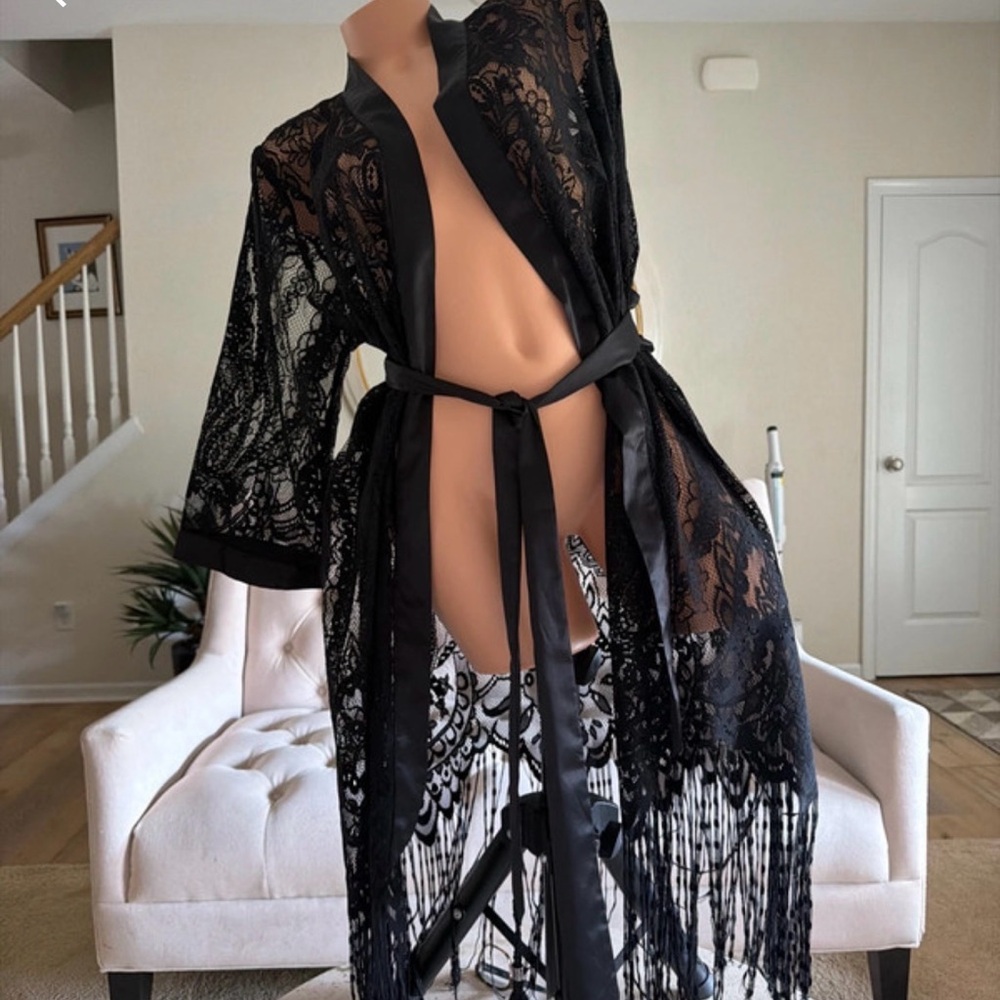 Mi Amore Black Lace Fringe Robe with Satin Trim